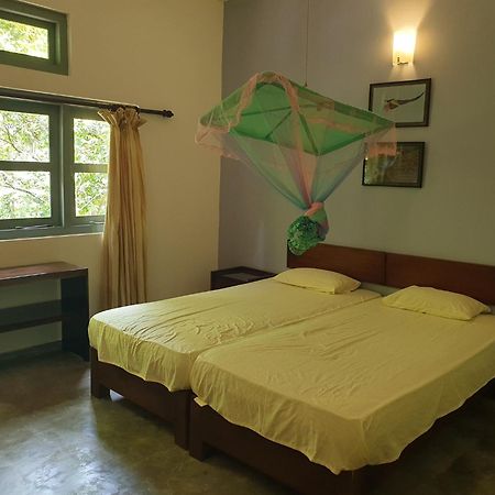 Jungle House Villa Udawalawe Exterior photo