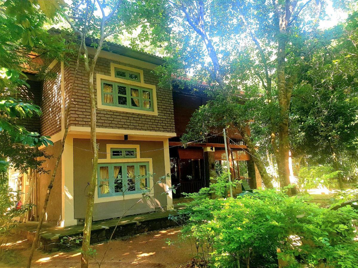 Jungle House Villa Udawalawe Exterior photo