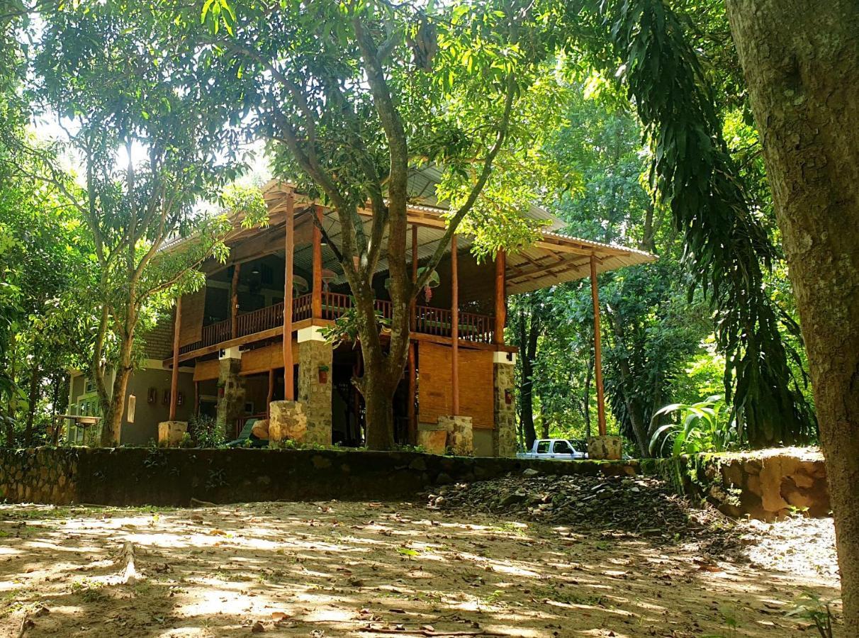 Jungle House Villa Udawalawe Exterior photo