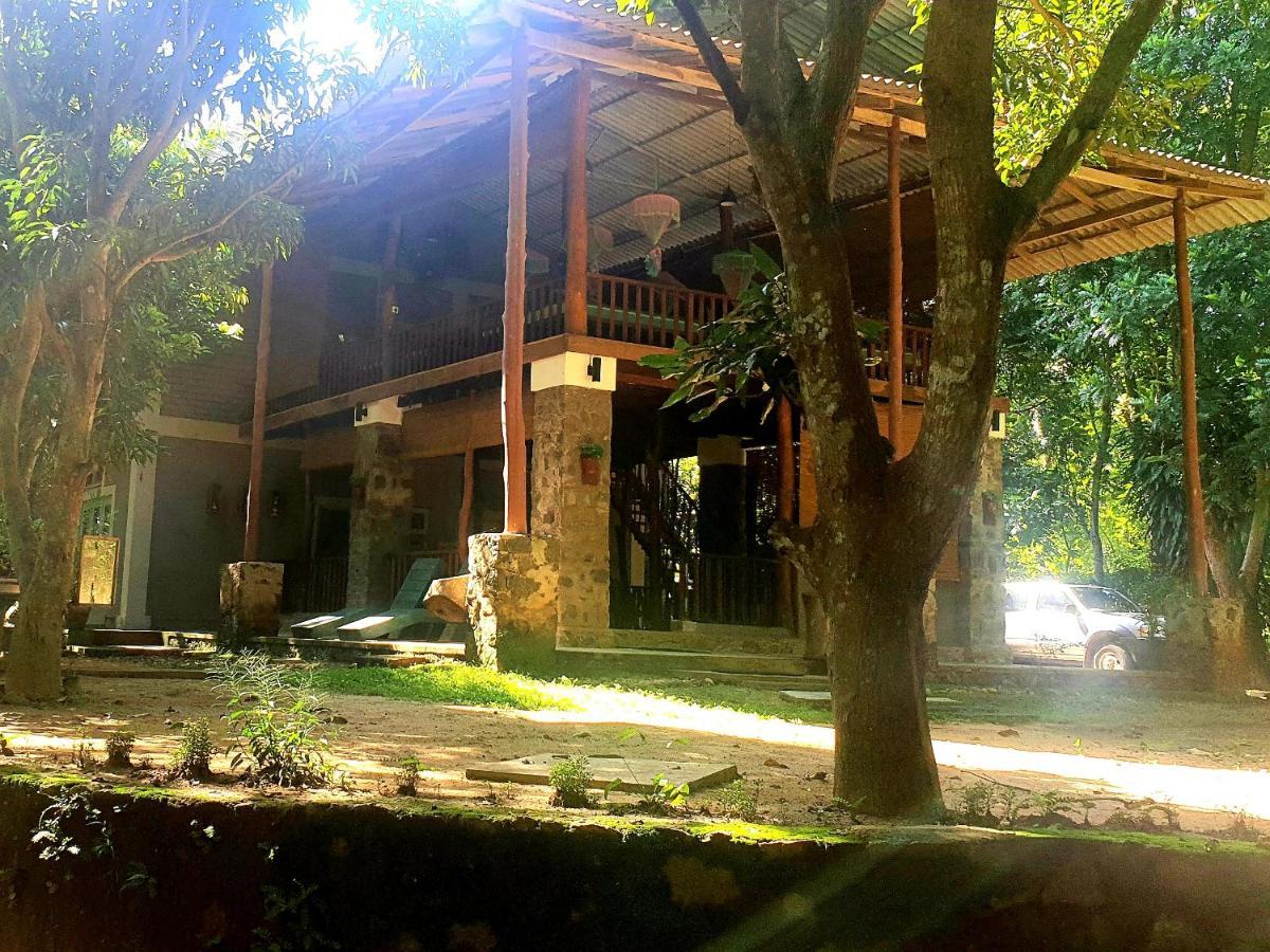 Jungle House Villa Udawalawe Exterior photo