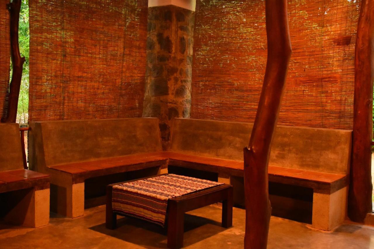 Jungle House Villa Udawalawe Exterior photo